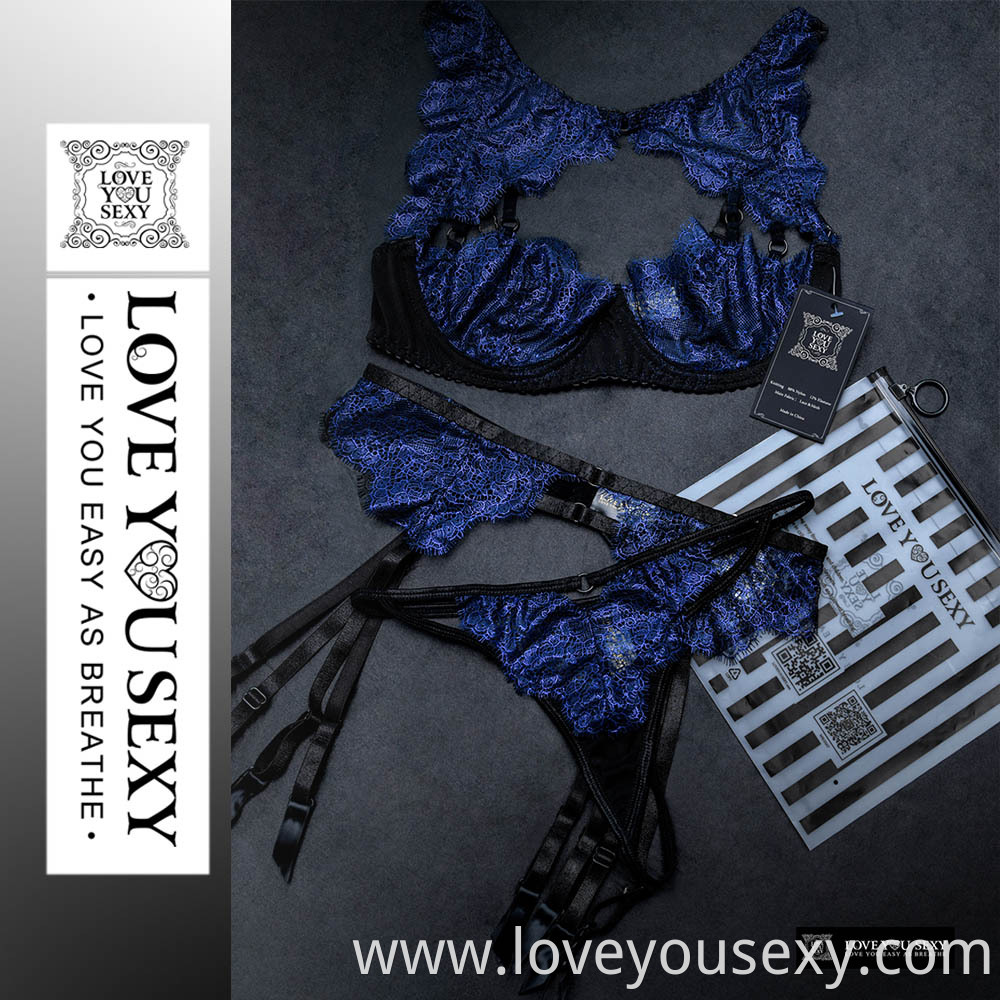 Blue Lingerie Set With Suspender